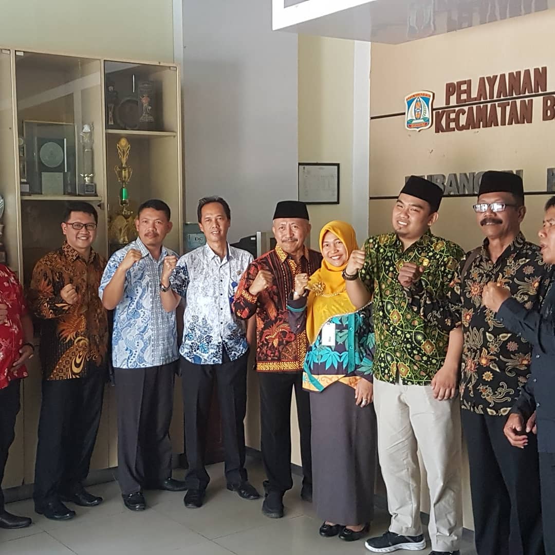 KUNJUNGAN DPRD TULUNGAGUNG KE KECAMATAN BALIKPAPAN SELATAN