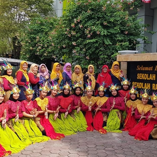 Giat pelaksanaan Sehari Belajar di Luar Kelas dalam Rangka memperingati Hari Anak Nasional 