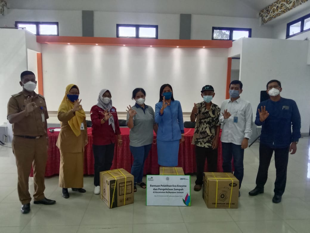 PENERIMAAN BANTUAN PELATIHAN ECO ENZYME DAN PENGELOLAAN SAMPAH